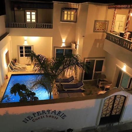 Nefertarie Guest House Luxor Exterior foto